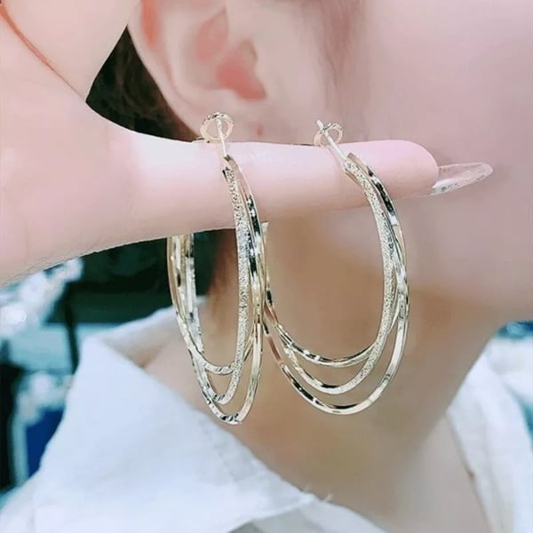 Piercing-Ohrmanschette für Damen – Hypoallergen & Elegantes Design