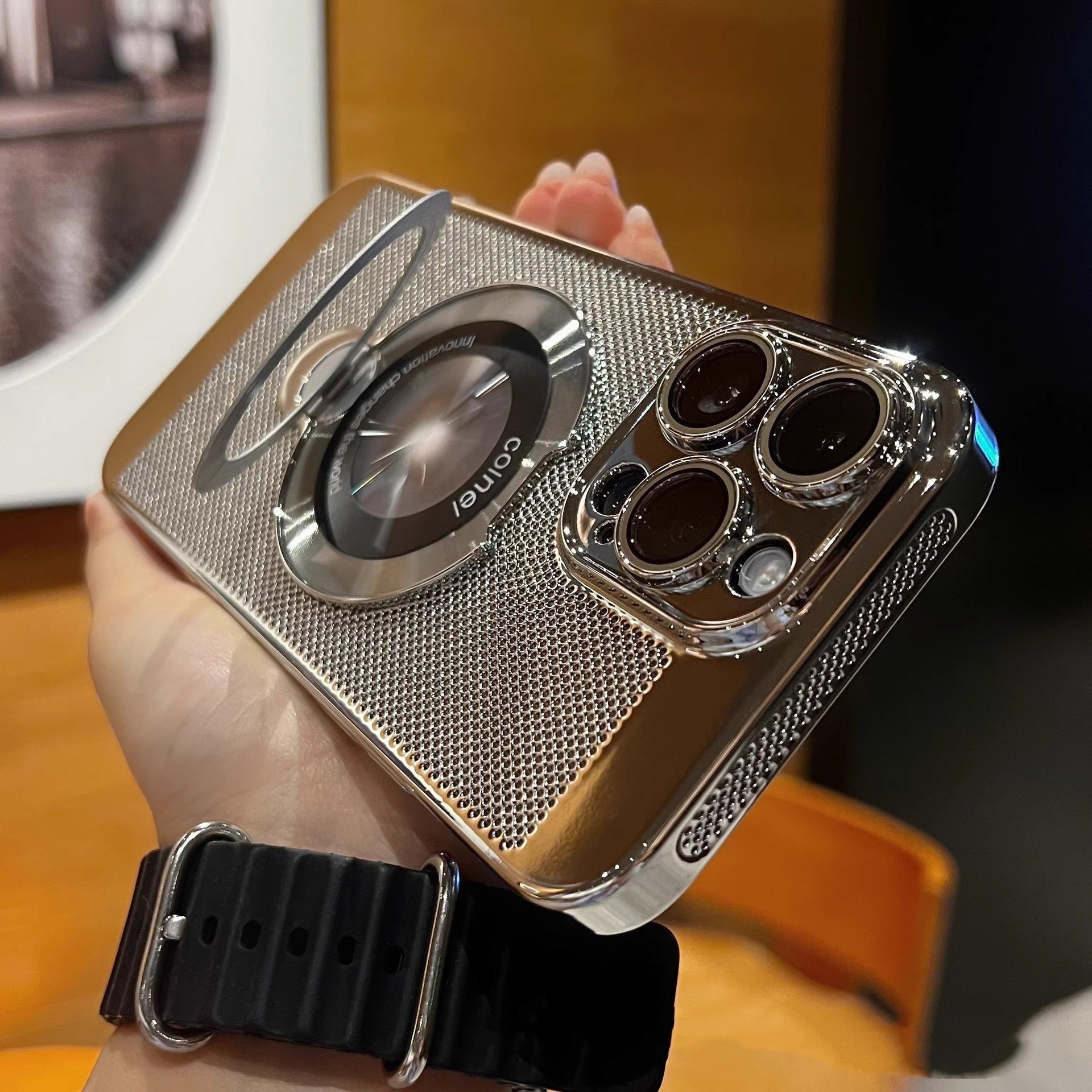 360° Rotierendes Ständer-Handyhülle mit fortschrittlicher Wärmeableitung und Unterstützung für magnetisches Laden