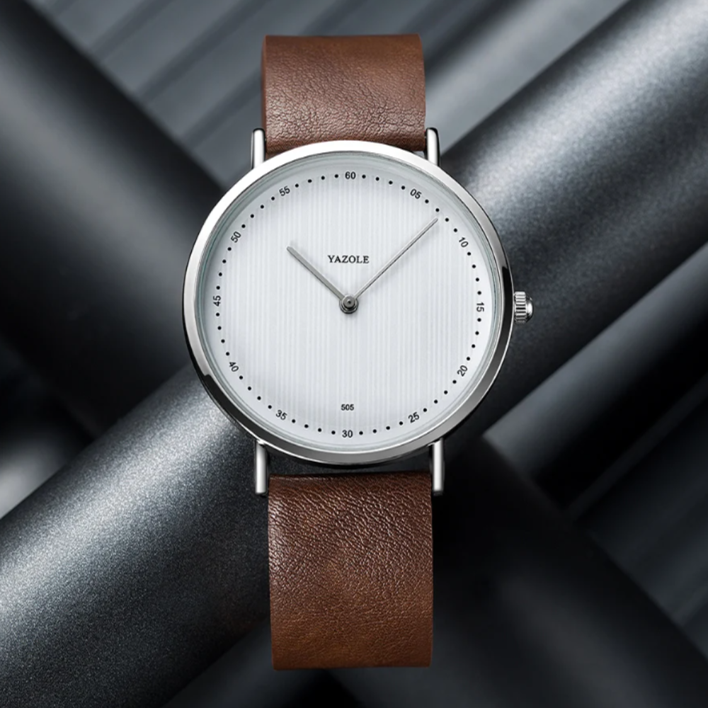 Quarz-Uhr mit kratzfestem Glas und Lederarmband