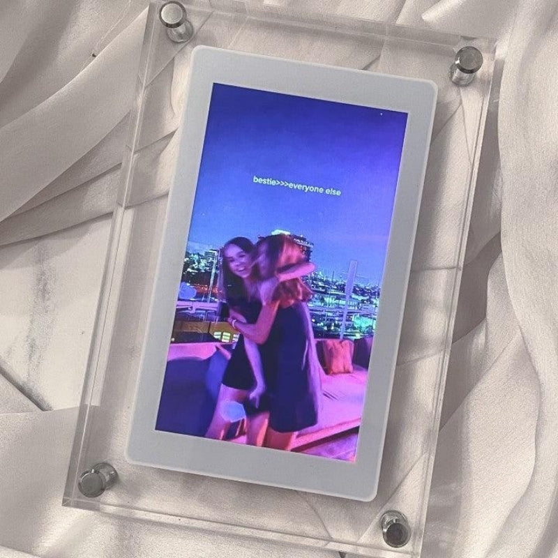 Zelara - Digitaler Fotorahmen mit Videoanzeige für unvergessliche Momente im Leben