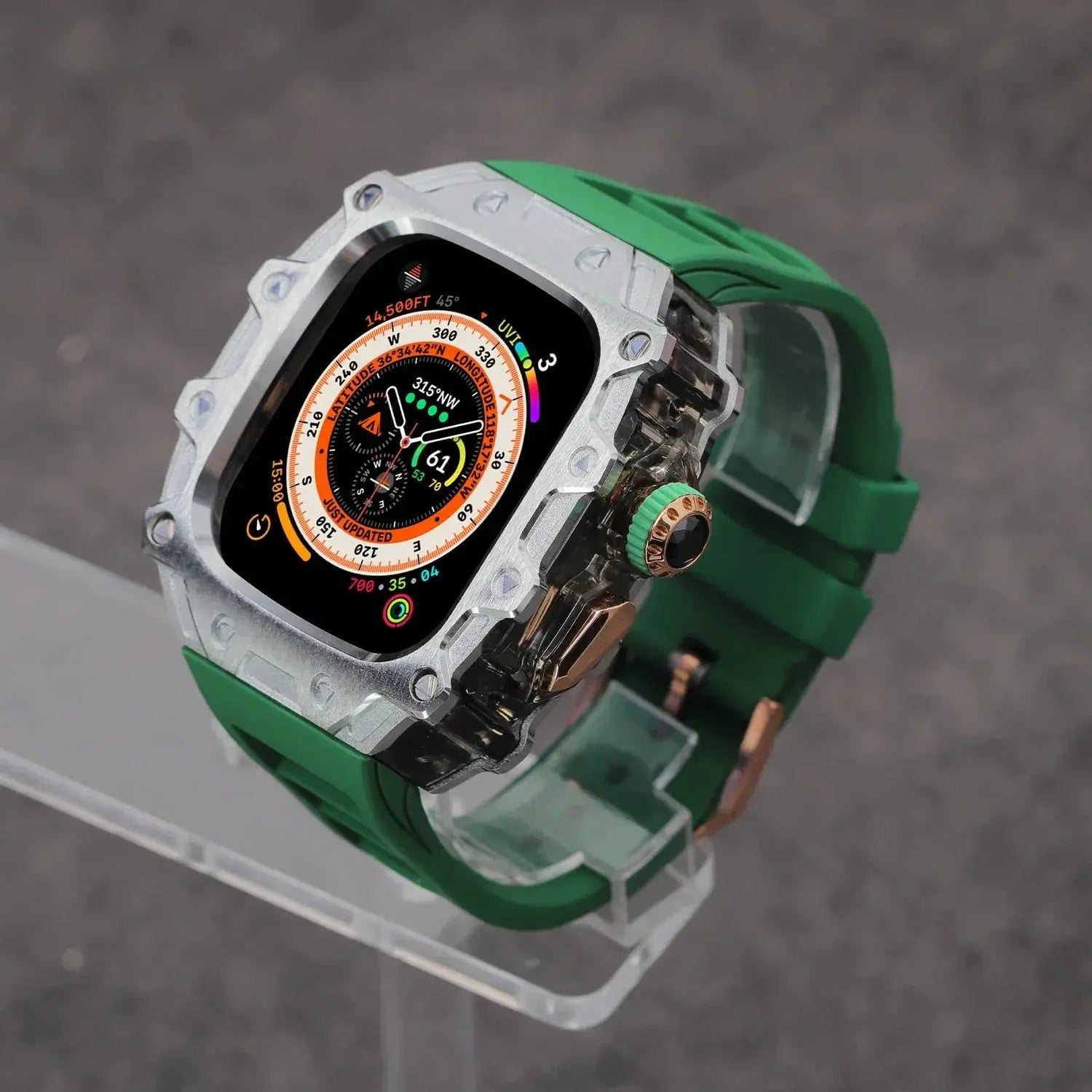Kombination aus Gehäuse aus Titanlegierung und Fluorkautschukarmband für die Apple Watch Ultra und Ultra 2