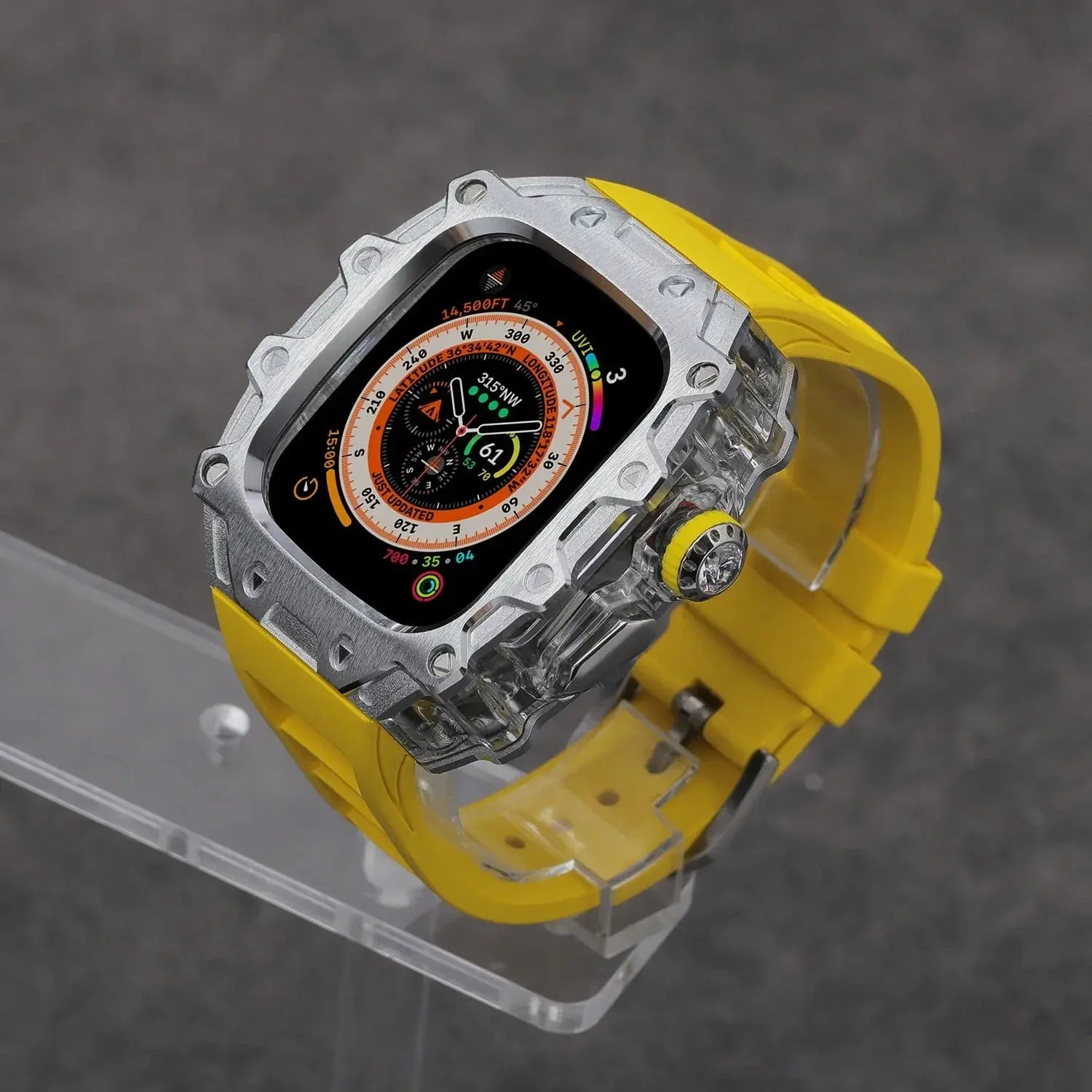 Kombination aus Gehäuse aus Titanlegierung und Fluorkautschukarmband für die Apple Watch Ultra und Ultra 2