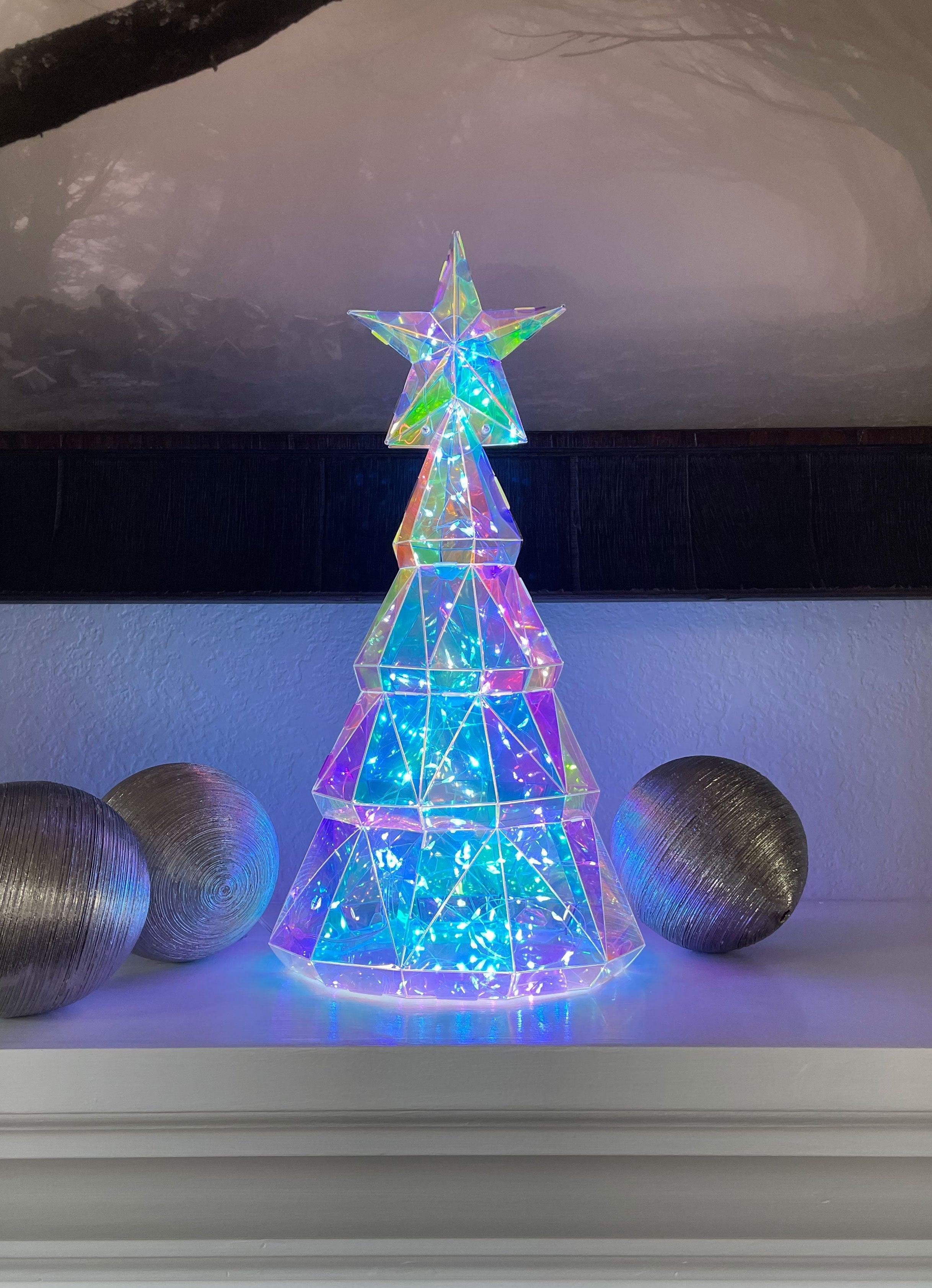 3D Holographischer Weihnachtsbaum mit Fernbedienung und USB-Betrieb