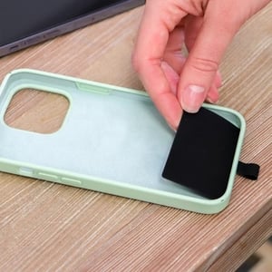 Handyband mit Reißverschlusstasche