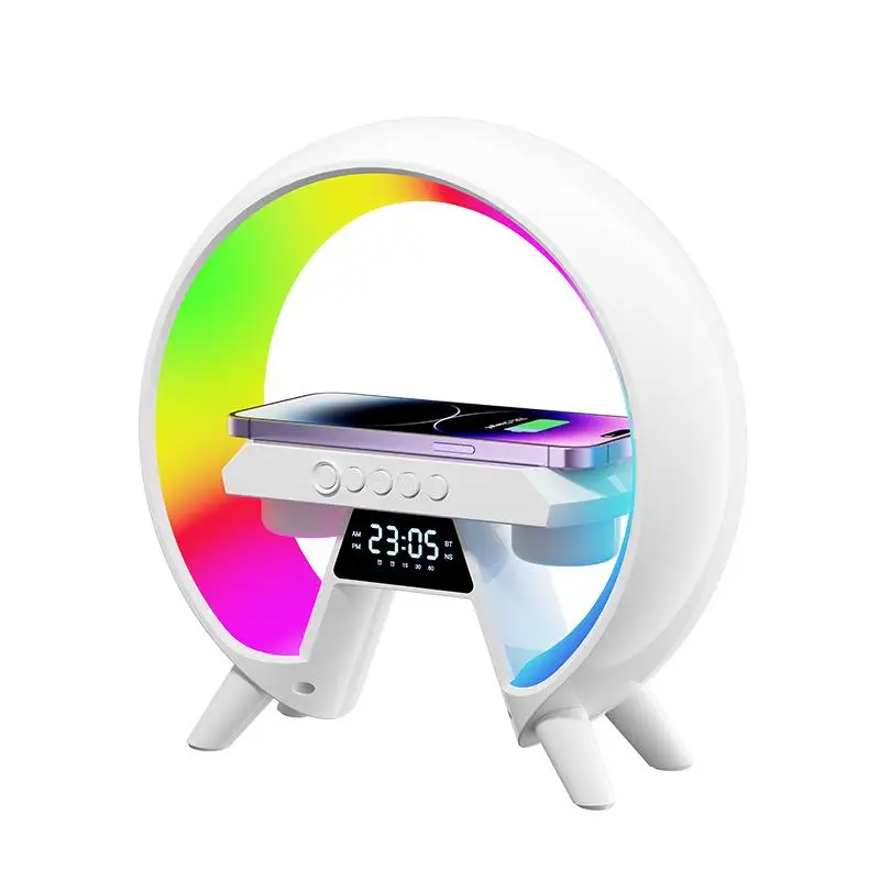 Kabellose Ladelampe mit 360° Surround-Sound Lautsprecher