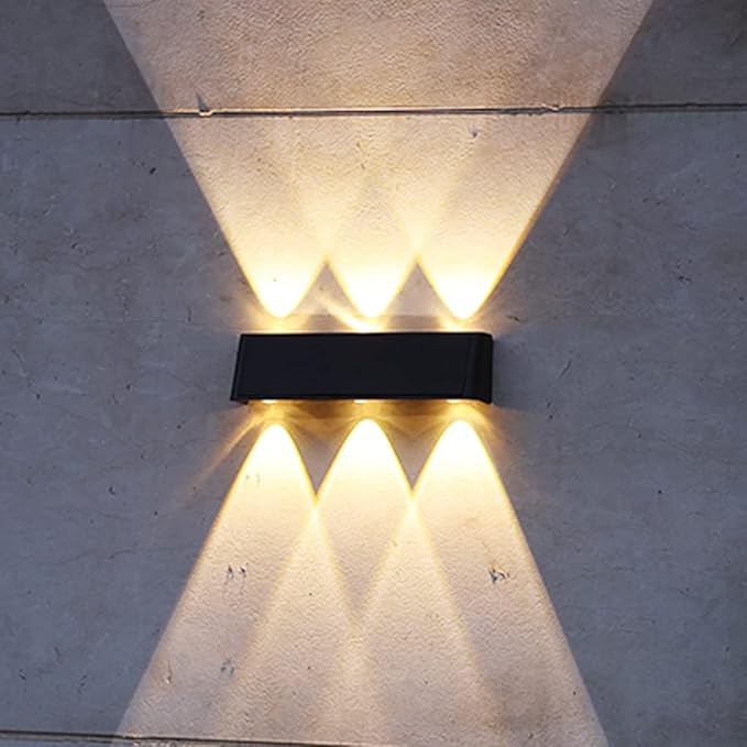 Solar Außenwandleuchte mit 300 Lumen