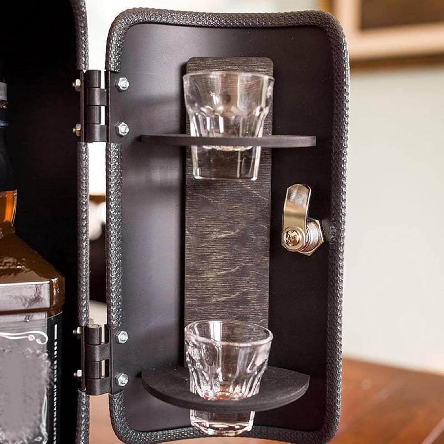 Handgefertigter Feuerlöscher Mini Bar | Einzigartiges Industriedesign & Perfekt für Hausbars oder ausgefallene Geschenke