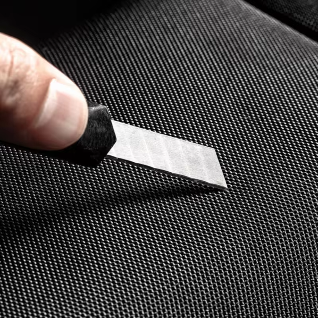 Diebstahlgeschützte Umhängetasche mit USB-Ladegerät – Sicher, Stilvoll und Funktional