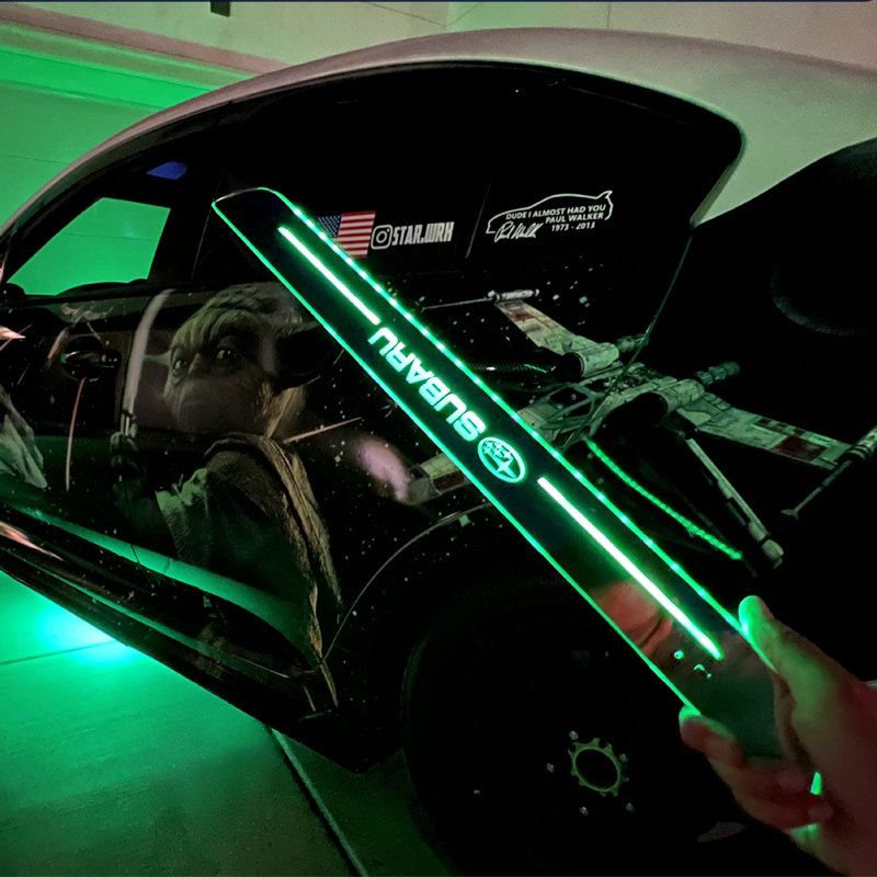 4 Stück anpassbare drahtlose Auto-Sensing LED-Autotürenleistenlichter für alle Automodelle