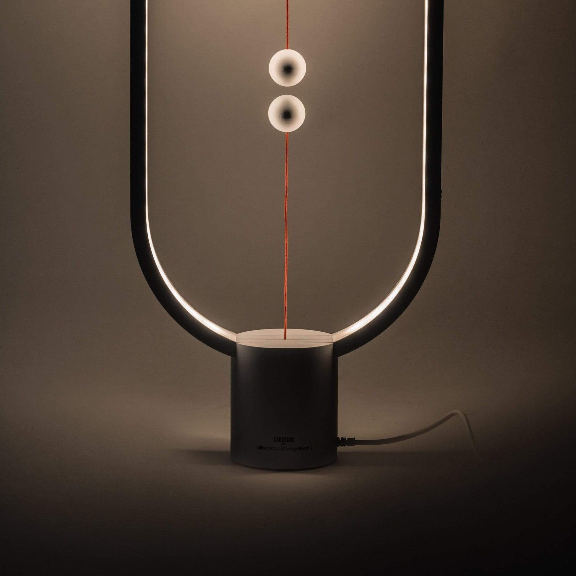 Fortschrittliche Schreibtischlampe mit dimmbarem LED-Licht