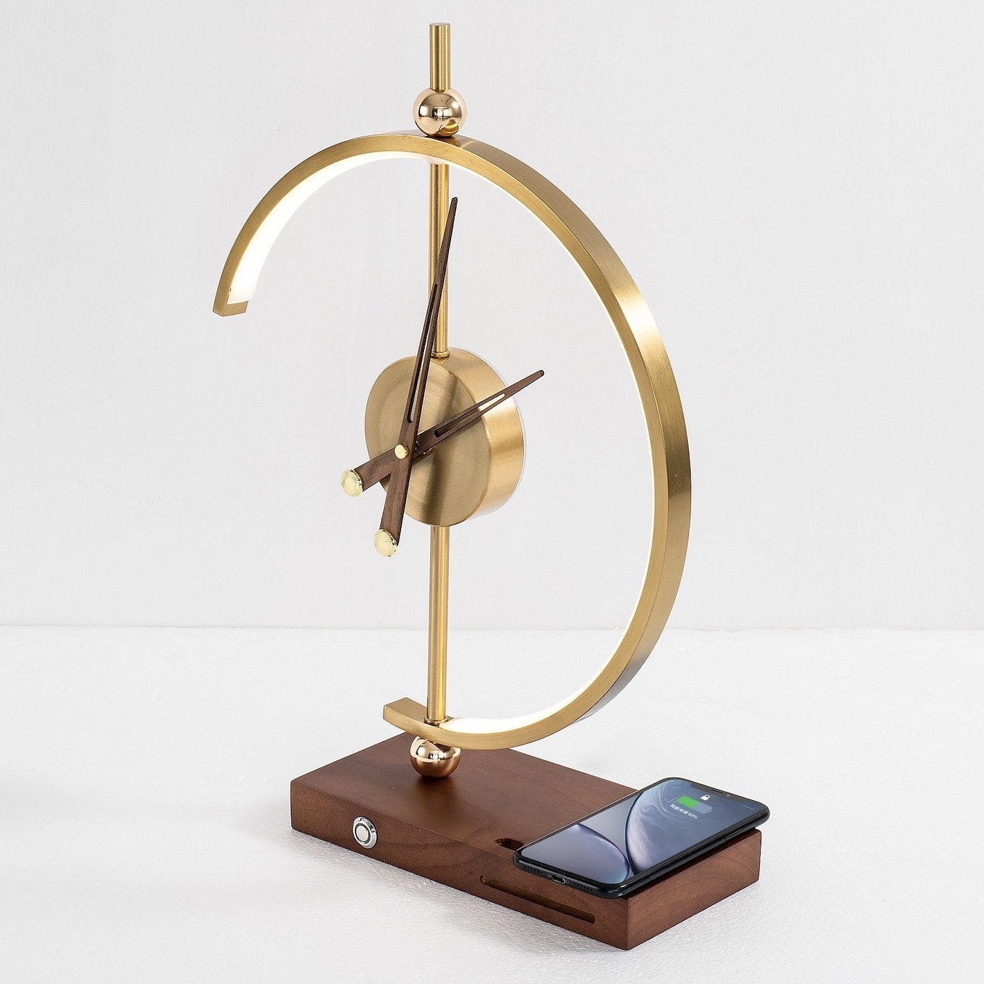 Nagoya Luxe Tischlampe – Kunstvolle Beleuchtung mit zeitlosem Design