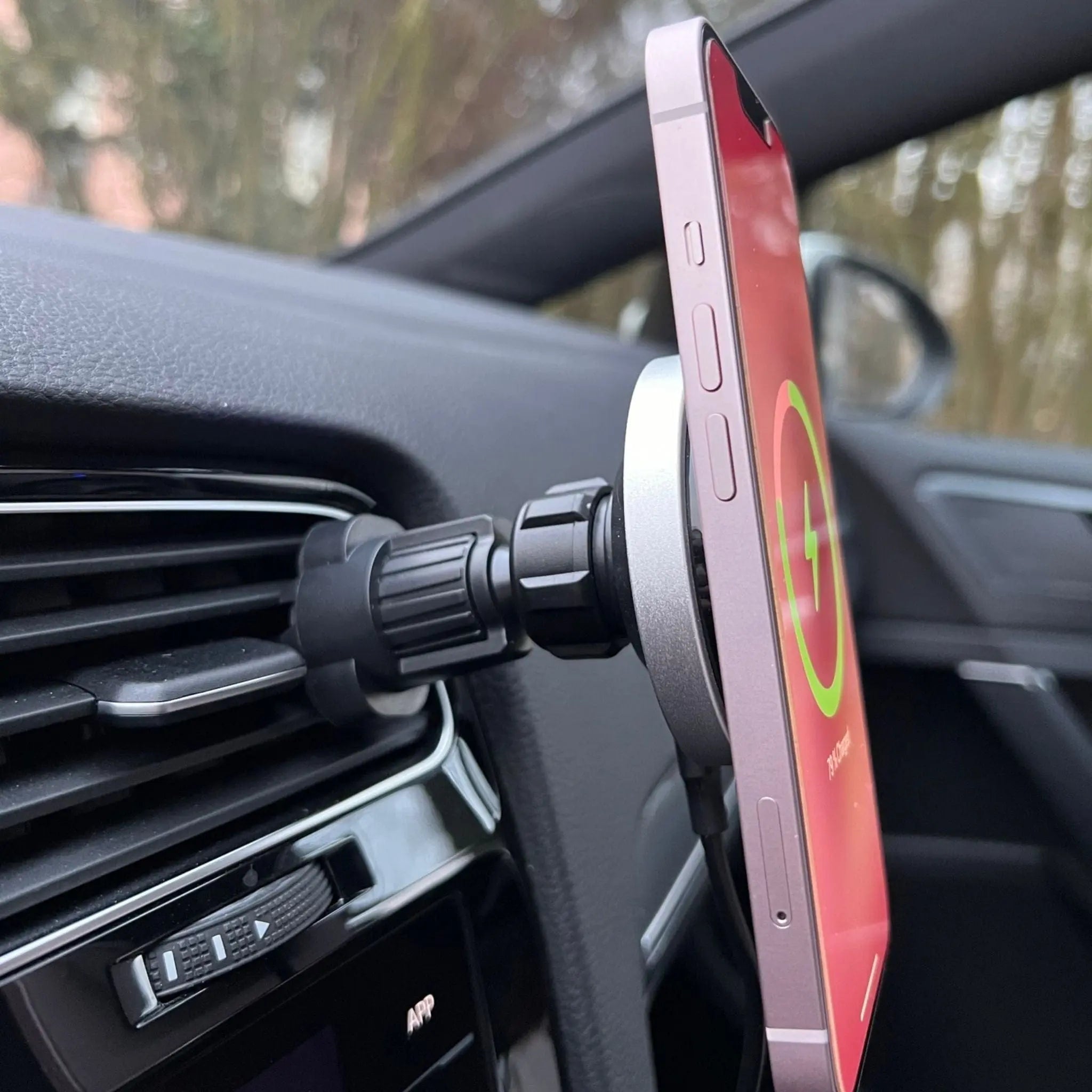 MagSafe Auto-Ladegerät – Drahtloses Laden für unterwegs