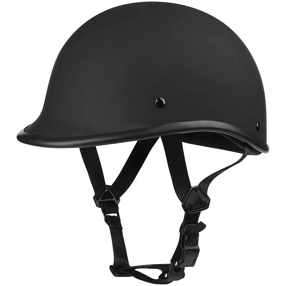 Klassischer halboffener Helm mit verstellbarem Kinnriemen