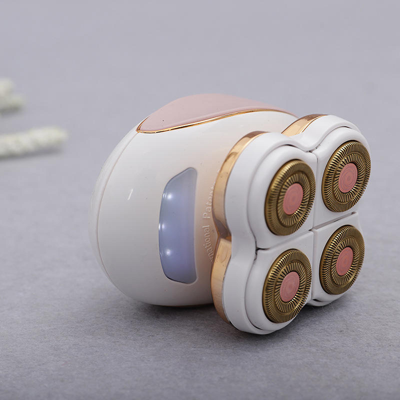 Wiederaufladbarer 4-Kopf-Nass-Trocken-Elektrorasierer mit 360°-Drehung