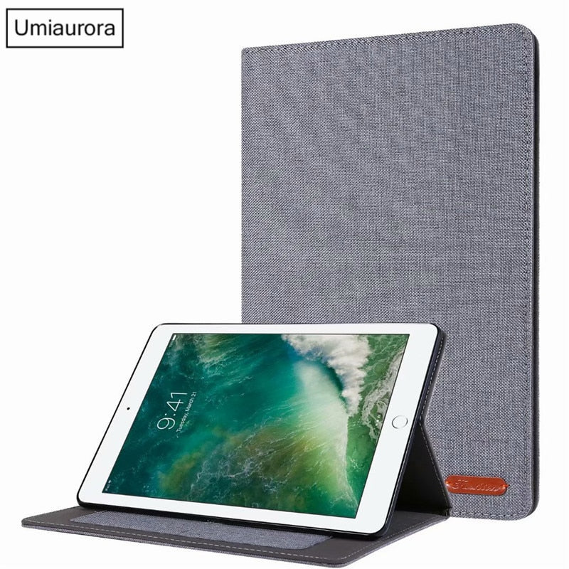Lederetui mit Innenfach für iPad