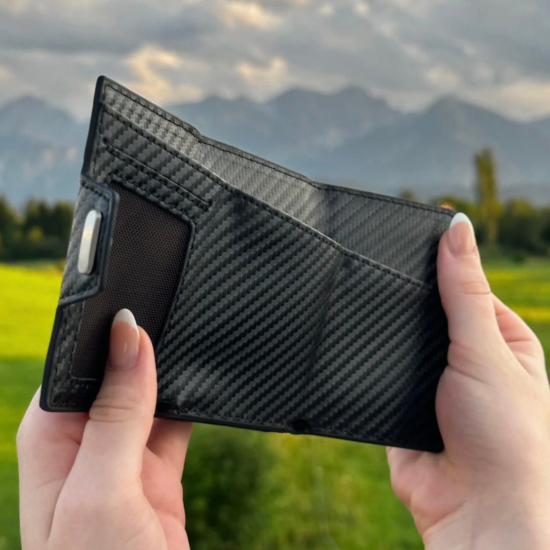 Zelara - Komfort, Stil und Sicherheit in deiner Tasche!