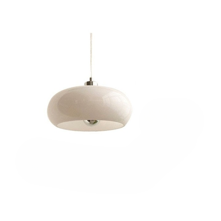 Warm Leuchtende Pendelleuchte Aus Milchglas