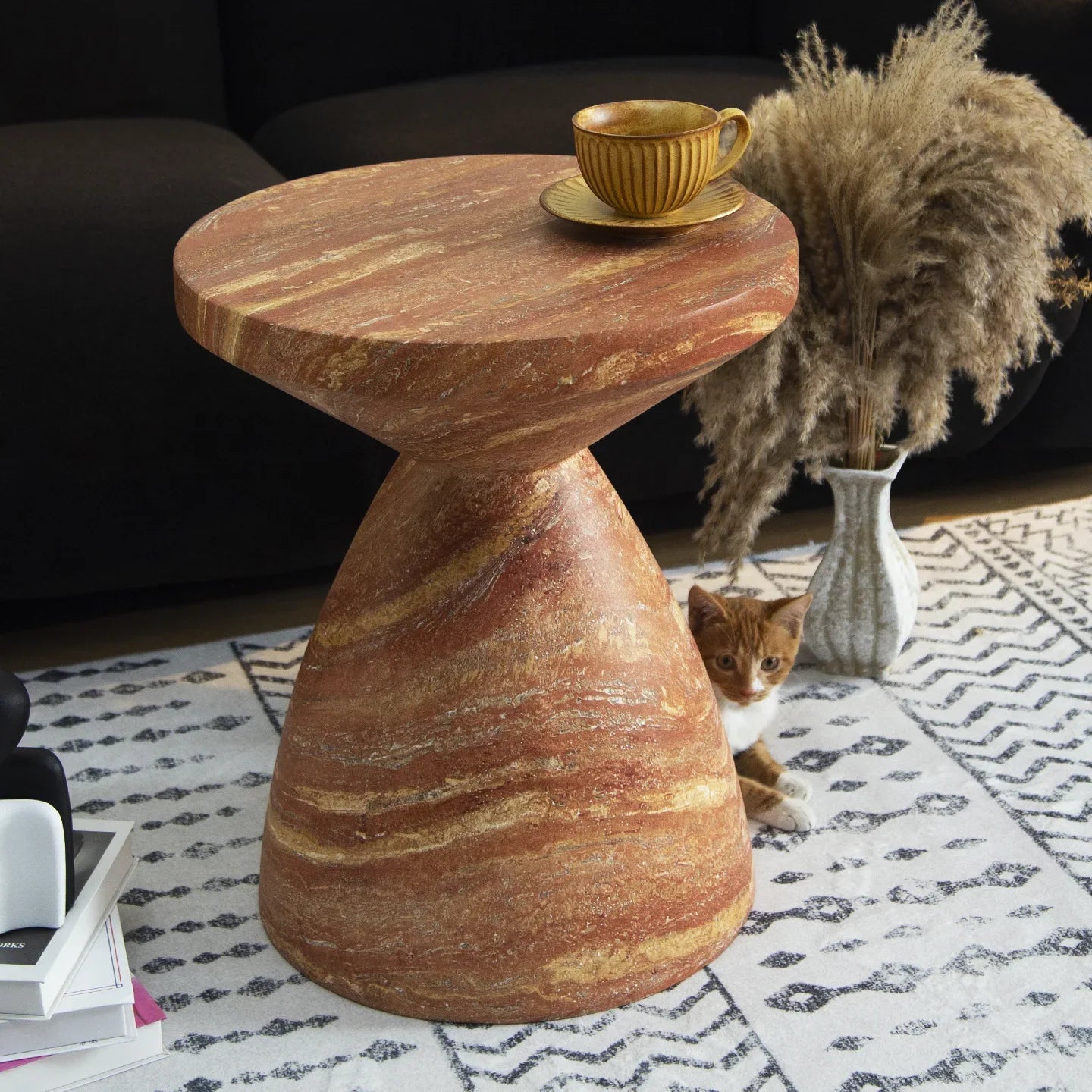 Roter Travertin Kaffeetisch | Skandinavischer Beistelltisch