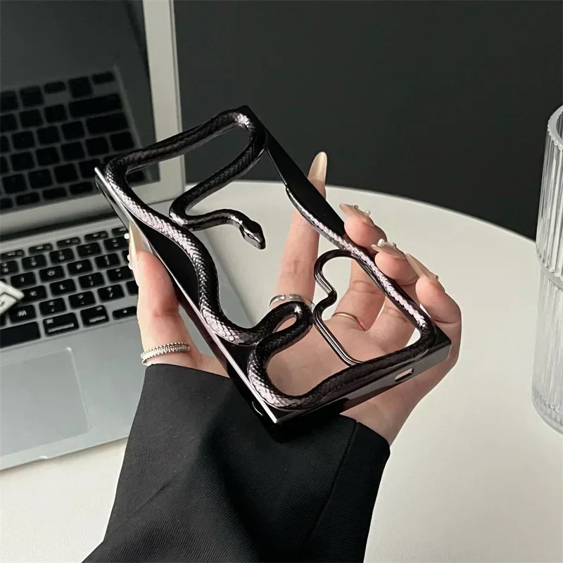Venom 3D Snake Hollow Case – Luxuriöse Matte Wärmeableitungsabdeckung