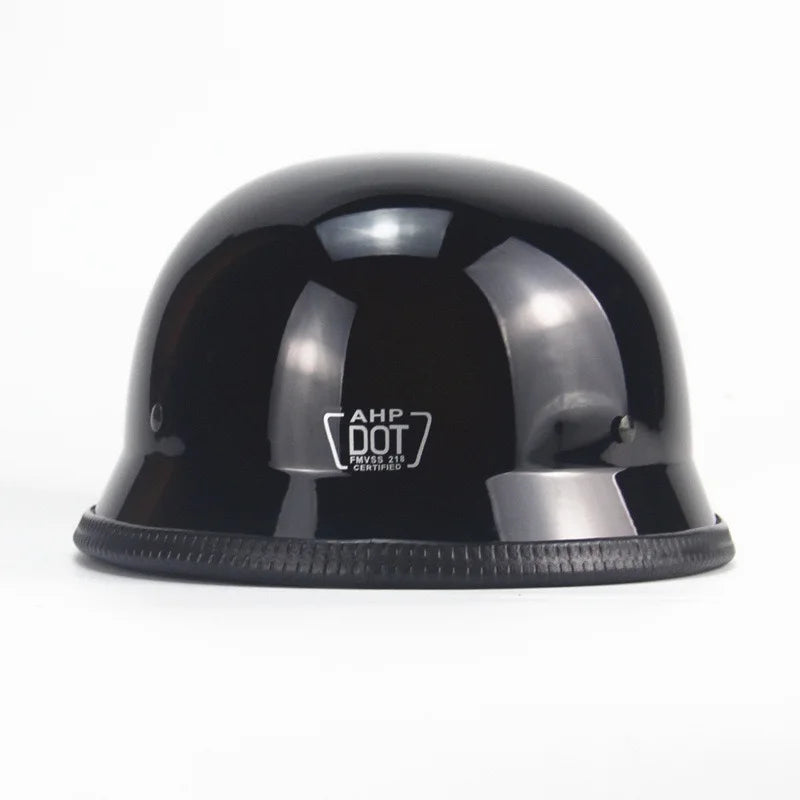 Cruiser-Helm mit verstellbarem Schnellverschluss-Gurt