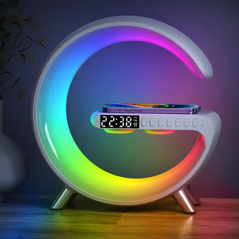4 in 1 RGB Wireless Charging Lampe