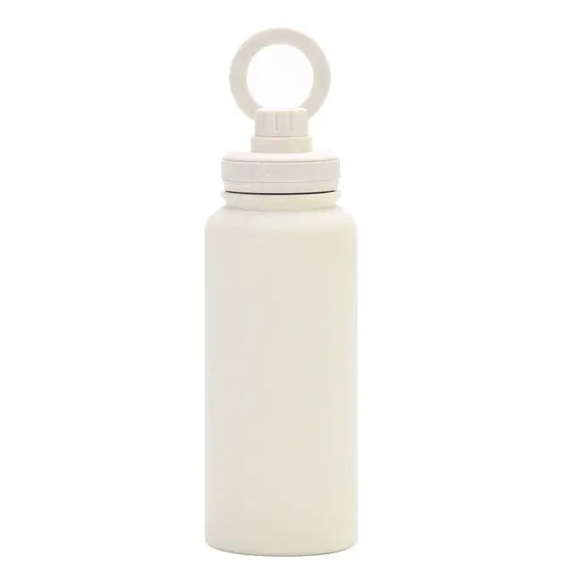 Universelle Wasserflasche mit Magnetbefestigung