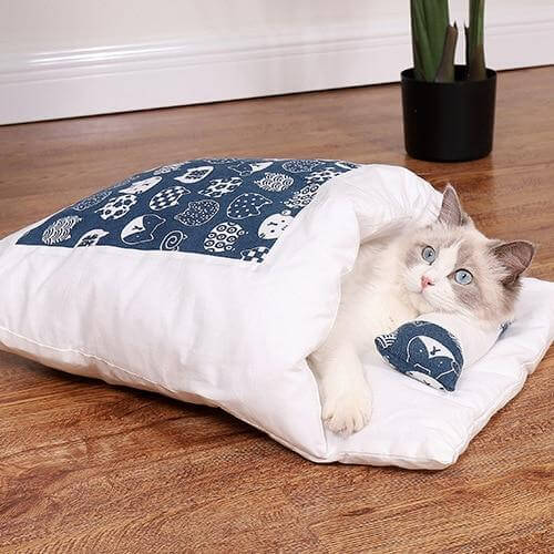 Kuscheliger Katzenschlafsack für wohlige Nächte