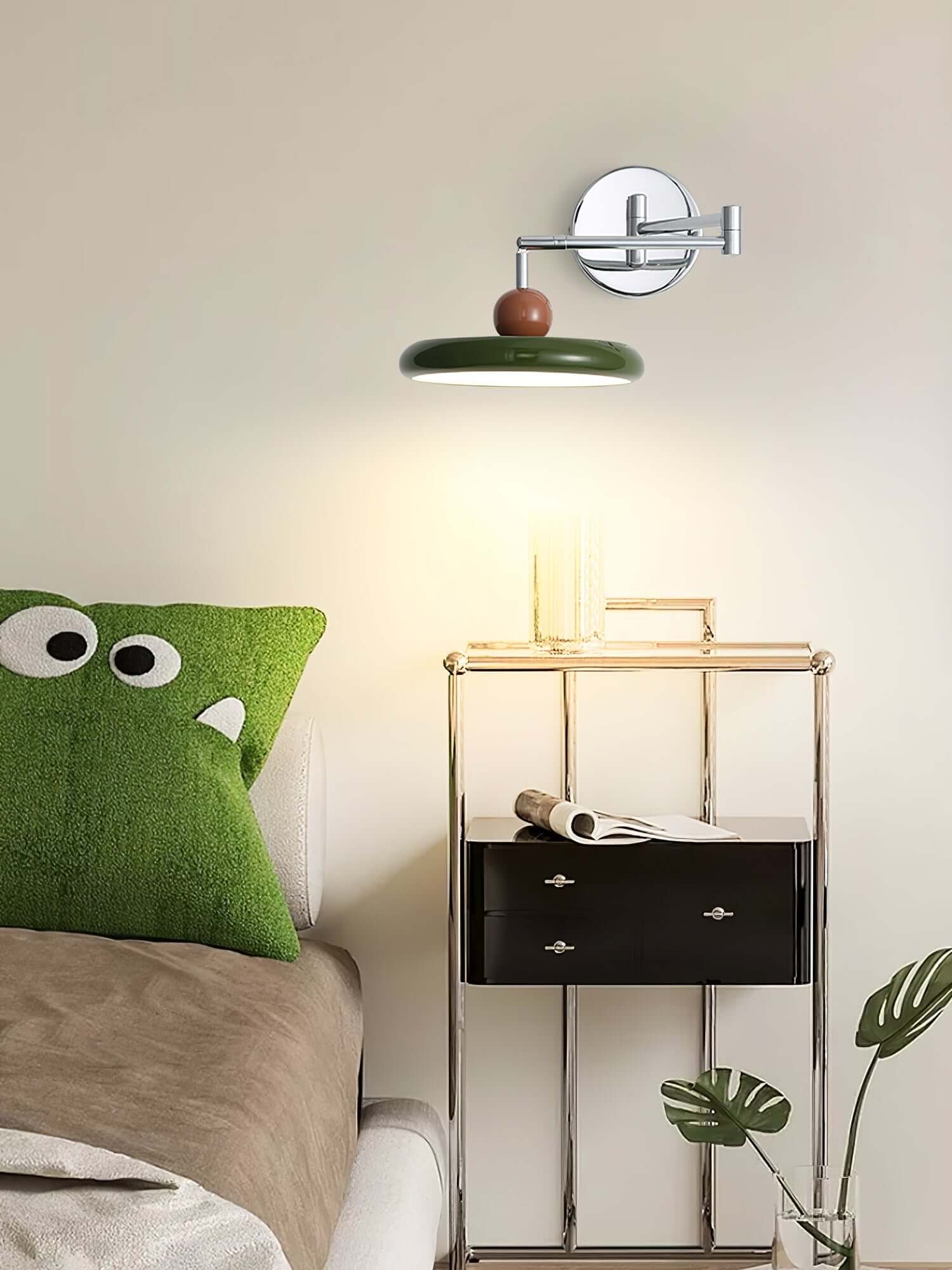 Schwenkbare Wandleuchte mit LED