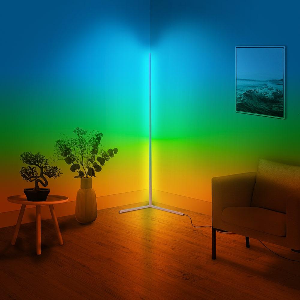 Luna Stehlampe - Moderne Lampe für stilvolle Interieurs