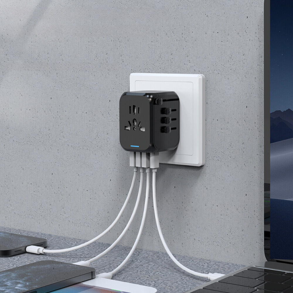 Ultimatives Reise-Power-Hub: All-in-One Universaladapter
