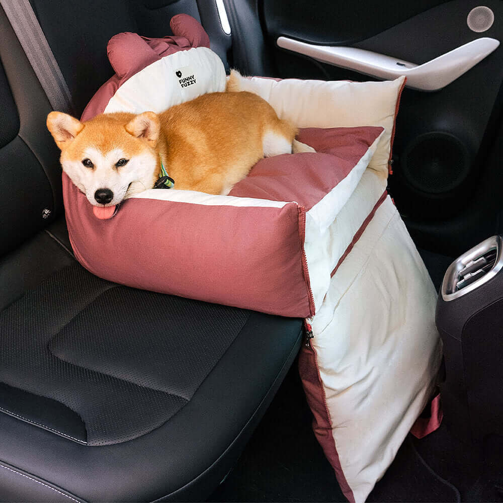 Sicheres Hunde Autobett mit Schutzkissen