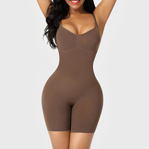 Nahtloser Formgebender Body