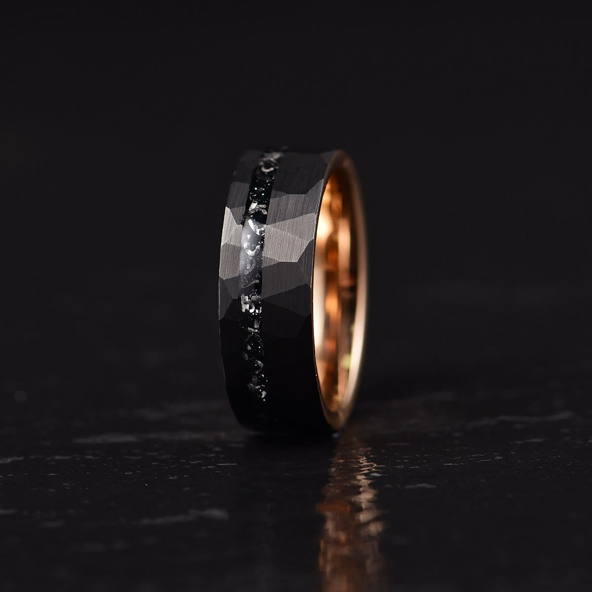 Schwarzer Turmalin Ring - Wolframkarbid - Schutz & Stil
