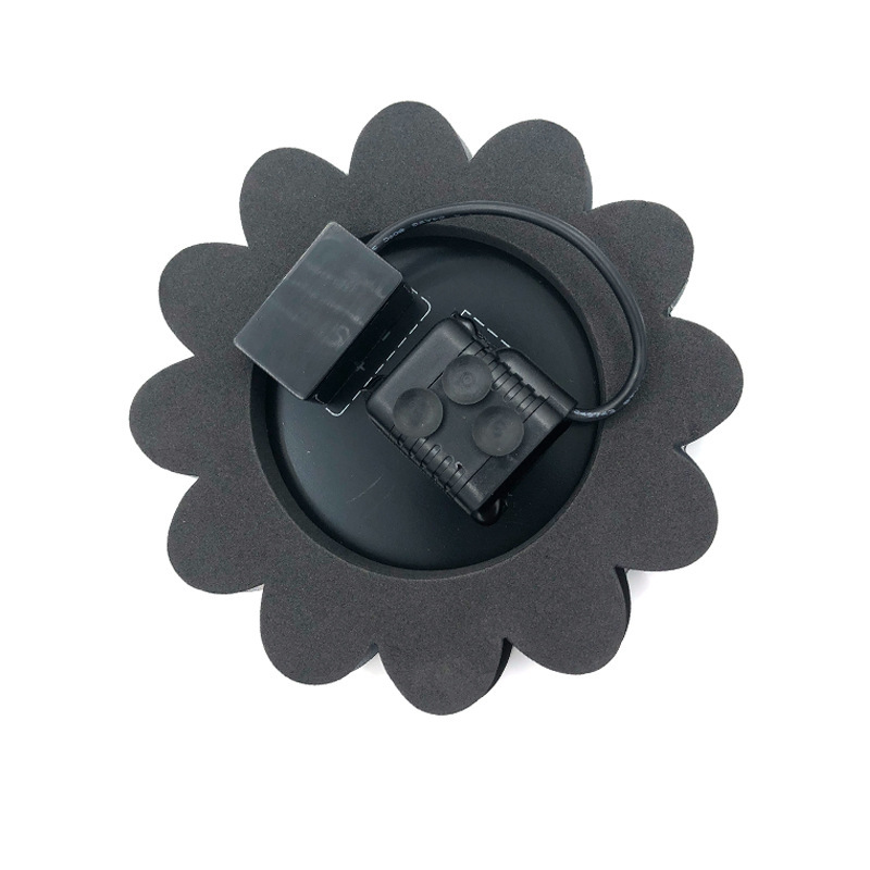 Solarbetriebener Gartenbrunnen – Blumen-Design Wasserfontäne