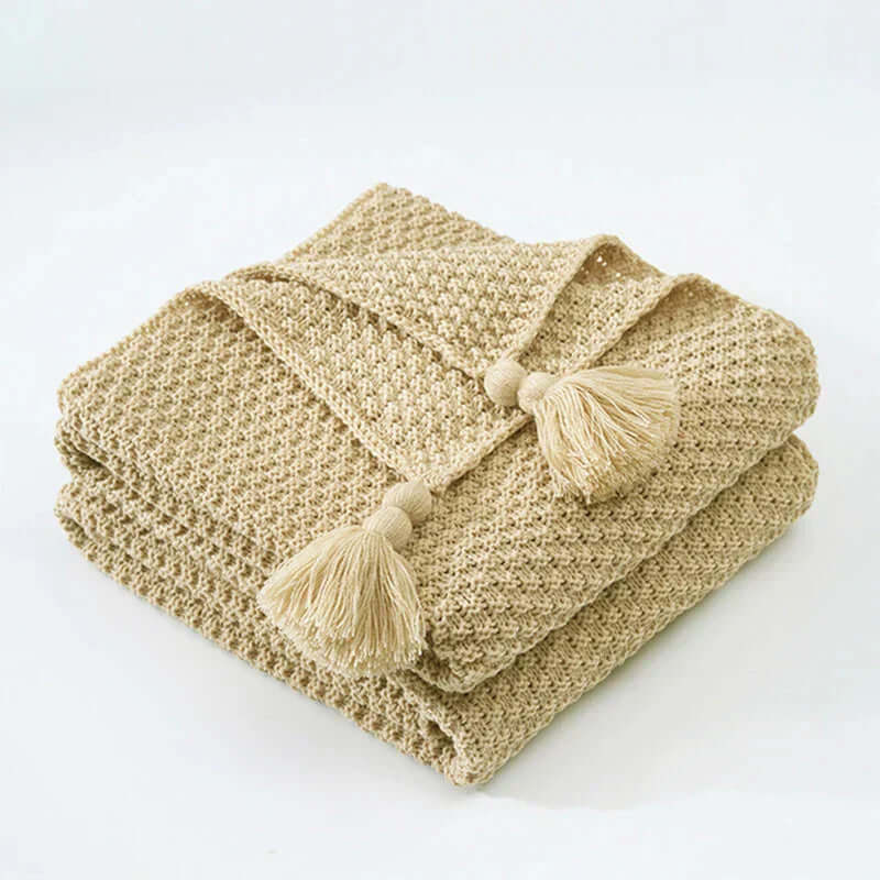 Kuschelige Strickdecke mit Fransen - Wohndecke aus weicher Wolle