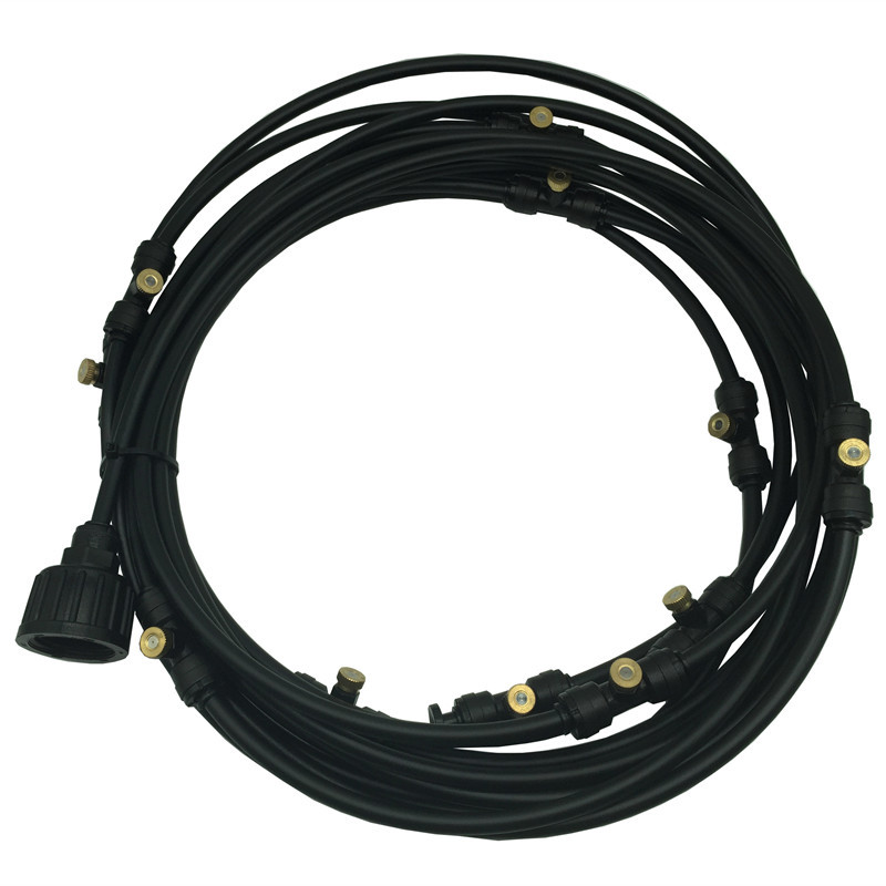 Sprühbewässerungssystem – Flexibler Wasserschlauch mit Düsen