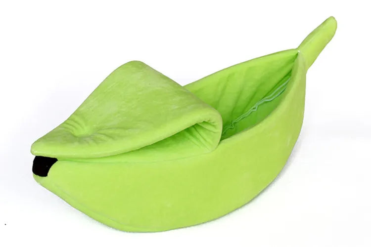 Zelara – das kuschelige bananenförmige Bett für Ihren pelzigen Freund!