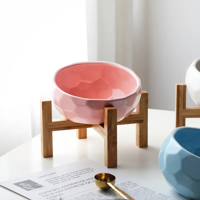 FutterThron – Ergonomisch erhöhte Futterschüssel für Katzen mit Stil