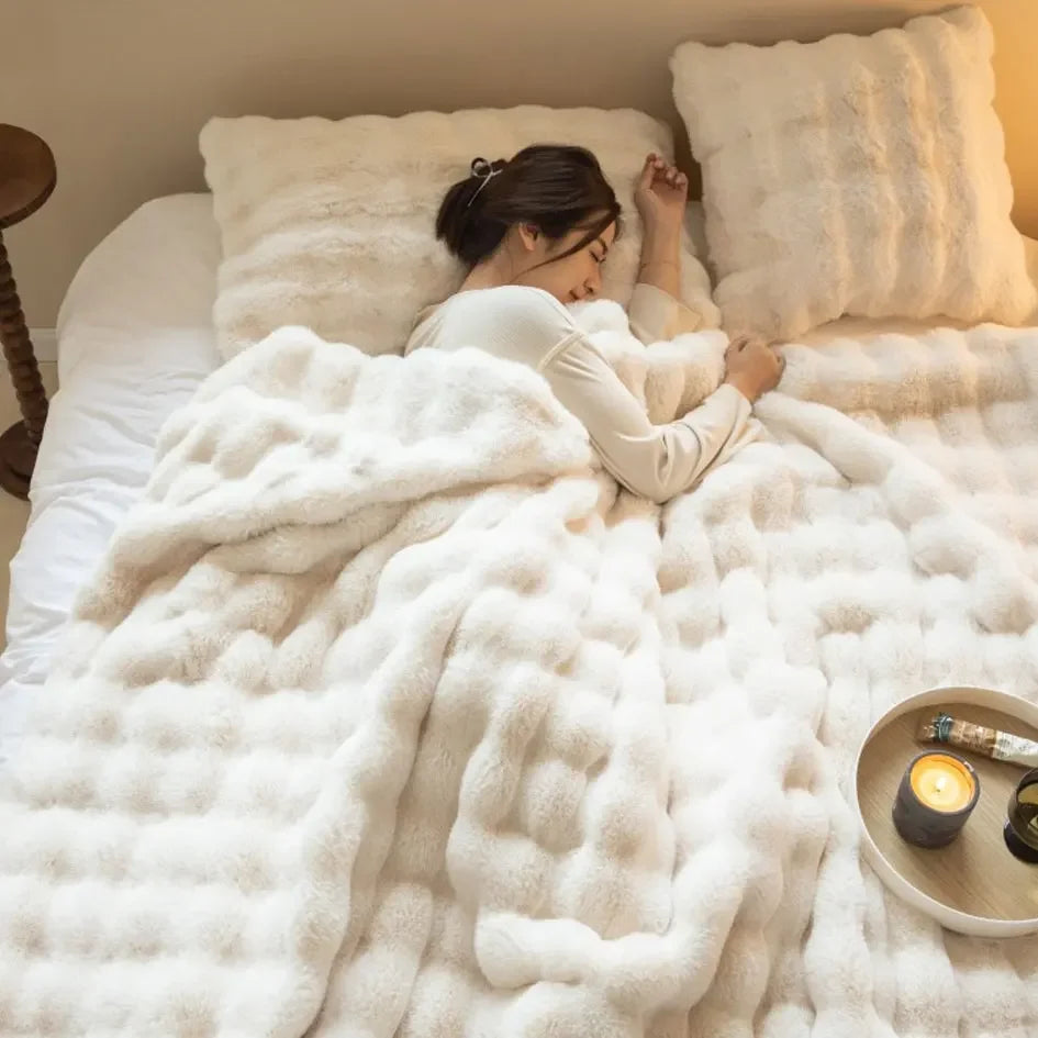 Kuschelplüschdecke - Wärmende Wohndecke - Weich & Gemütlich