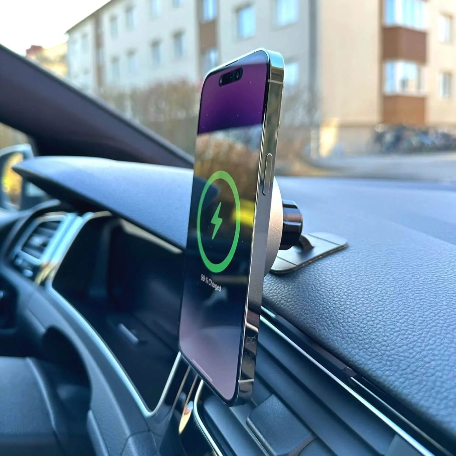 MagSafe Auto-Ladegerät – Drahtloses Laden für unterwegs