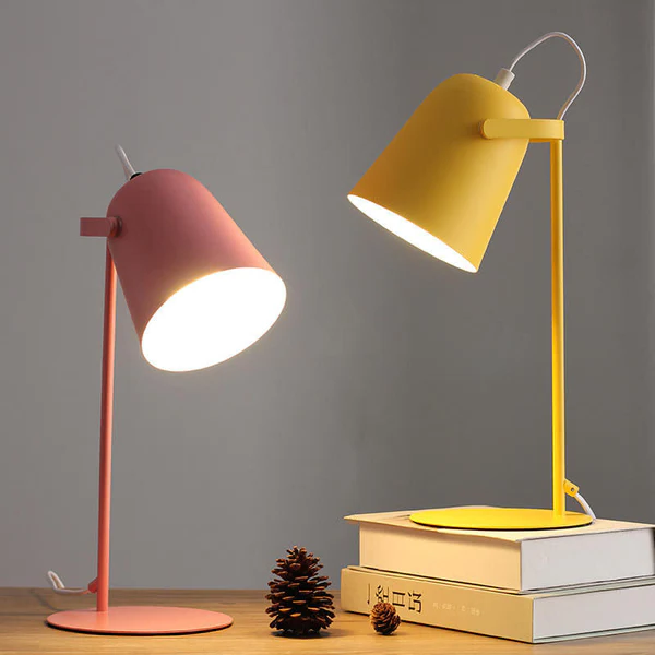 Nordic Tischlampe mit Eisen Eimer Design und Macaron Farben – Kreativ & Modern