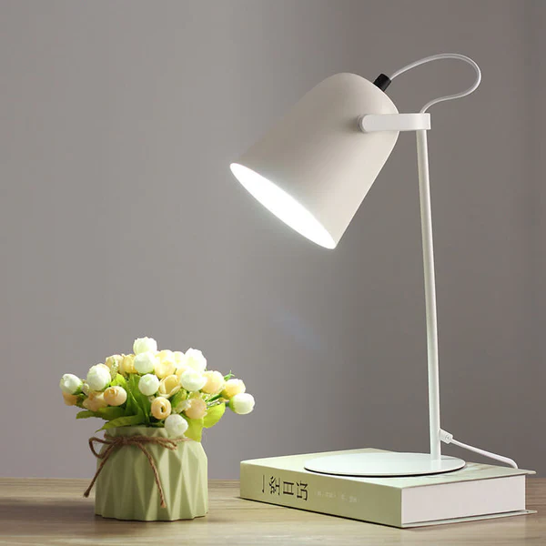 Nordic Tischlampe mit Eisen Eimer Design und Macaron Farben – Kreativ & Modern