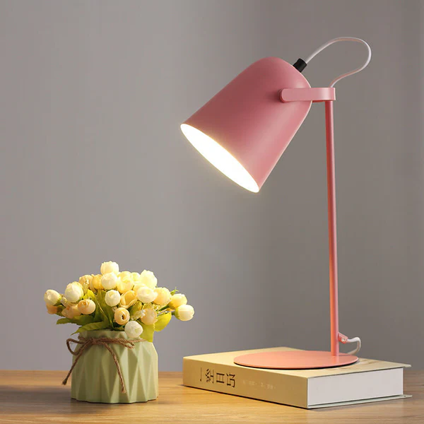 Nordic Tischlampe mit Eisen Eimer Design und Macaron Farben – Kreativ & Modern