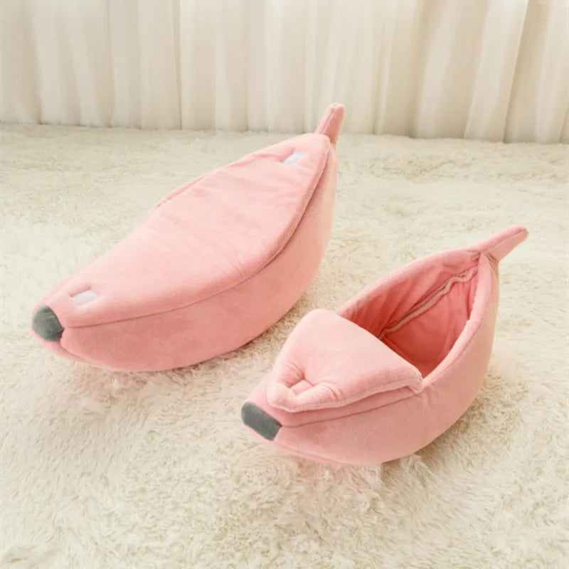 Zelara – das kuschelige bananenförmige Bett für Ihren pelzigen Freund!