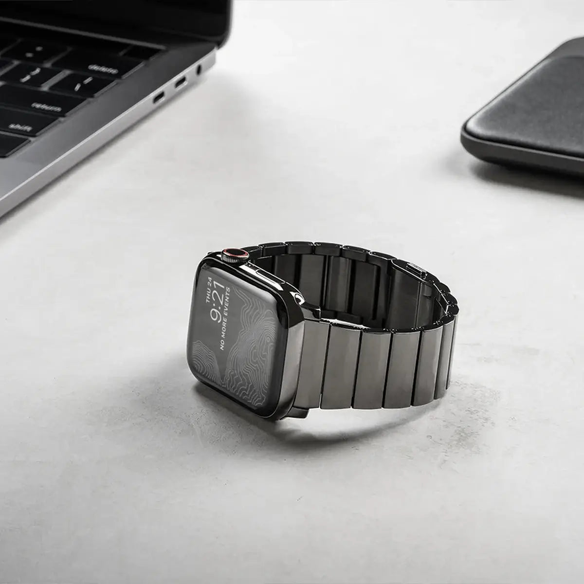 Magnetisches Titanband für Apple Watch