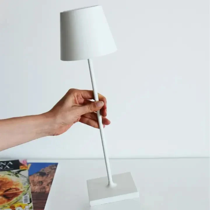 Touch-sensitive LED-Tischlampe - Kabellos | Stilvolles Design