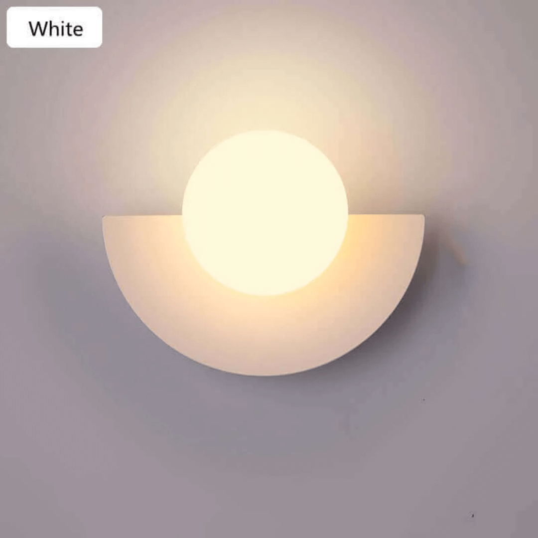 Metallische Halbmond Wandlampe