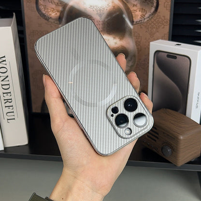 Carbon Fiber MagSafe iPhone-Hülle: Ultra-Dünn &amp; Kratzfest