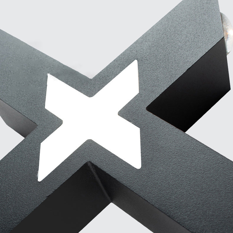 Moderne LED-Wandleuchte in X-Form für den Außenbereich