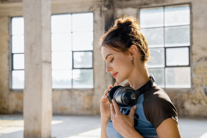 OneOdio A-Serie Aktive Geräuschunterdrückende Drahtlose Kopfhörer – Over-Ear Komfort | Bluetooth 5.0 - Eingebaute Mikrofon, Typ C Ladeanschluss &amp; Tragetasche